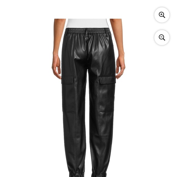 Madden NYC Juniors Faux Leather Jogger Pants Black Buttery Soft Cargo Size M - Picture 2 of 11